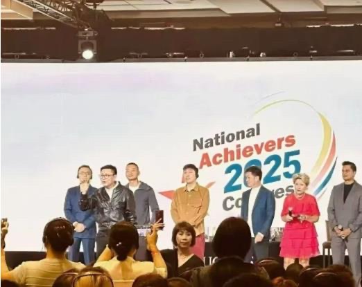2025 National Achievers Congress 新加坡舞台合照
